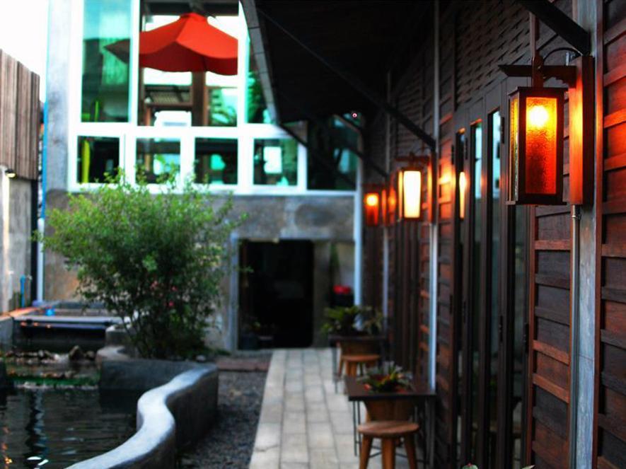 Qi 68 Hotel Chiang Mai Buitenkant foto
